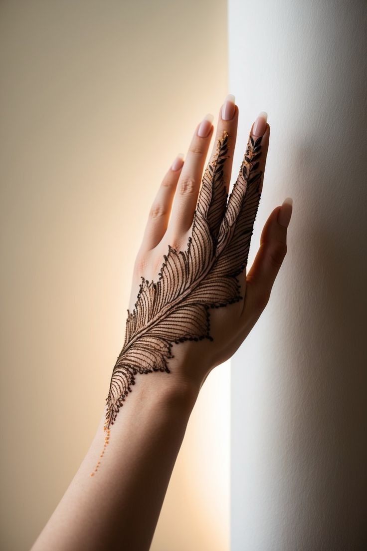 Feathered Finesse mehndi