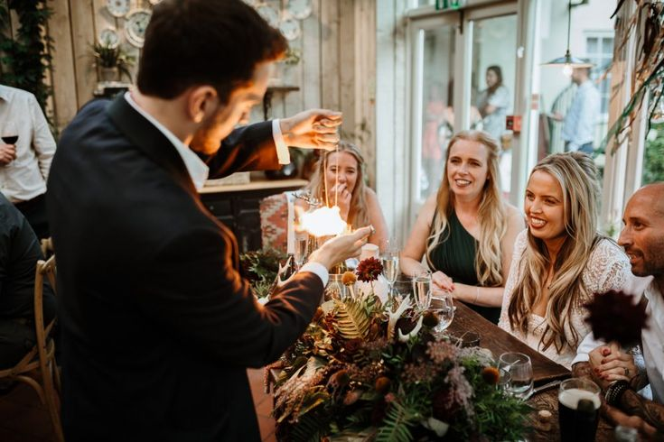 Magic Show or Illusionist at wedding 