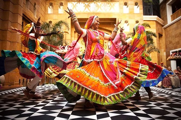 Dancing to the Beats: 25 Enchanting Rajasthani Wedding Songs