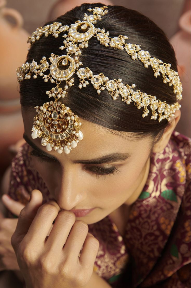 Unique bridal jewellery Matha Patti 
