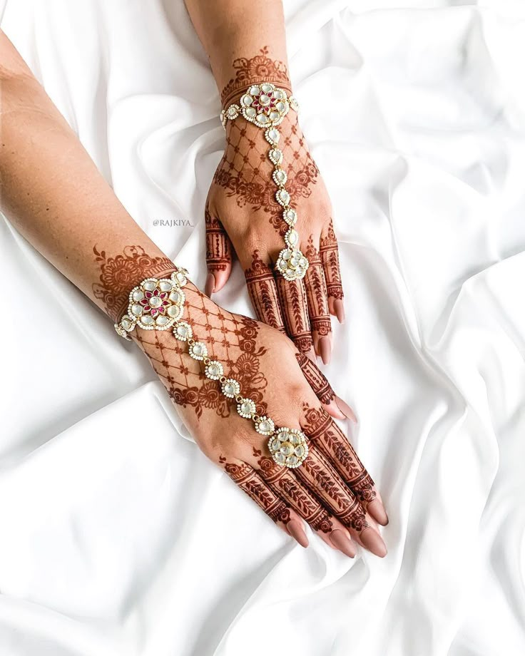 bridal jewellery Haathphool