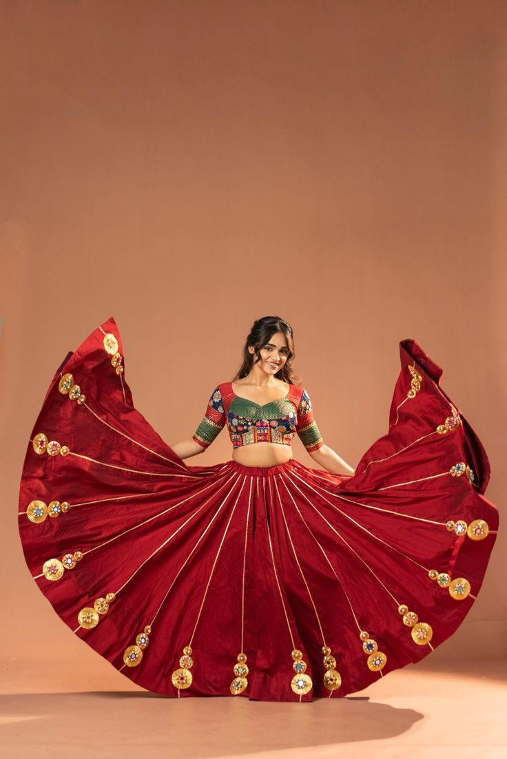 avratri red ghagra