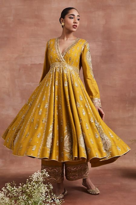 navratri yellow anarkali 