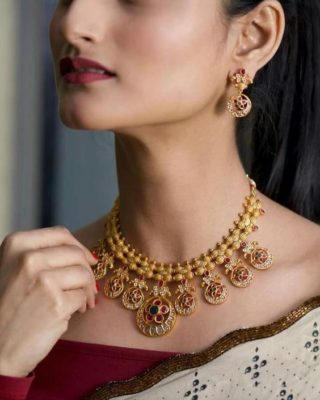 minimal - bridal gold necklace designs