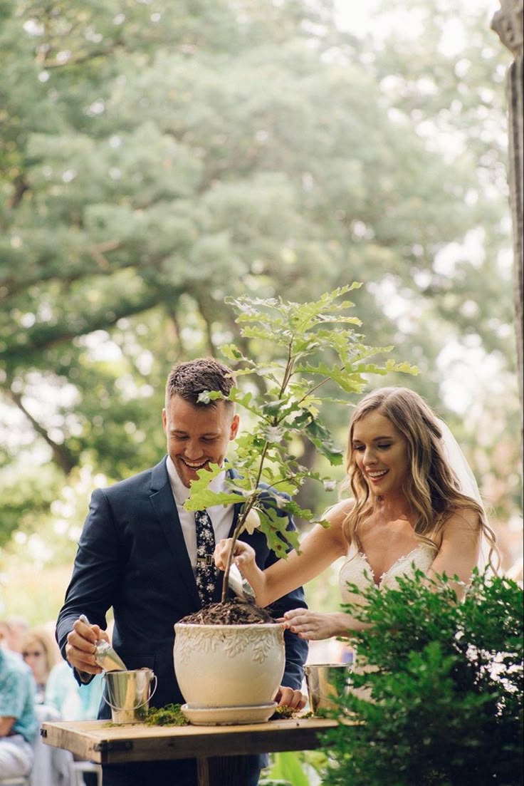 tree planting for eco-friendly wedding