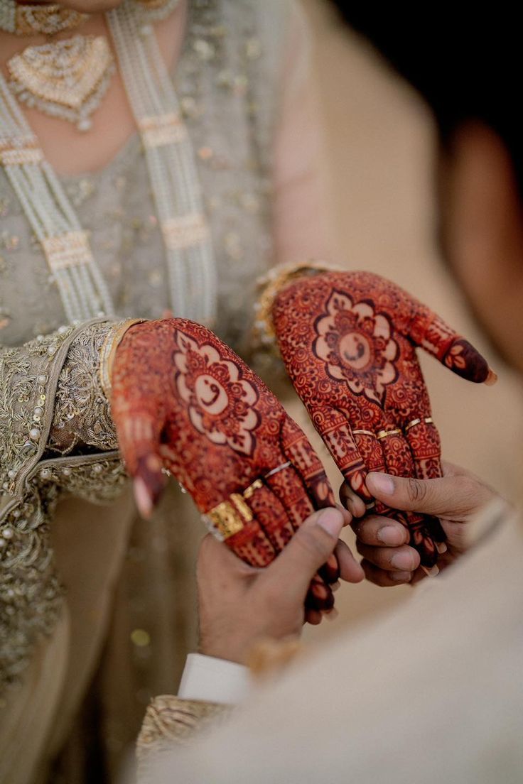 viral mehndi designs_nikah ceremony mehndi